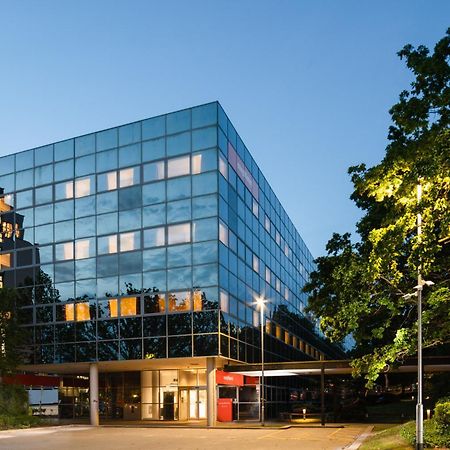 Easyhotel Milton Keynes Buitenkant foto