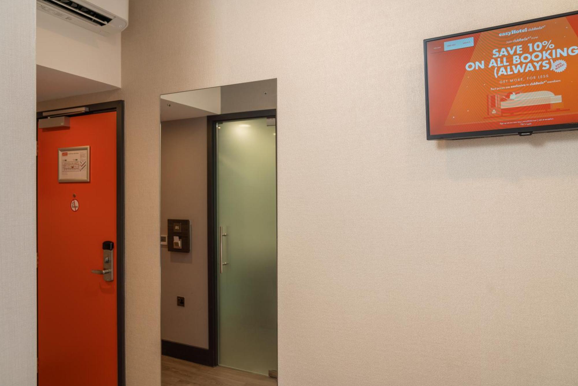 Easyhotel Milton Keynes Kamer foto